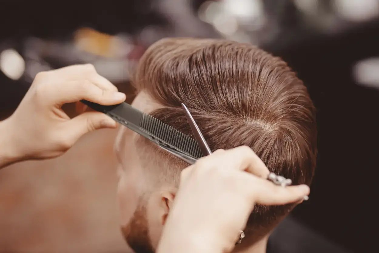 Frisur Friseur KLIEr Männer Haarschnitt Herren